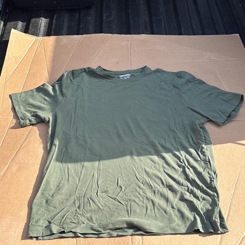 Kirkland Signature Green Short Sleeve Tee